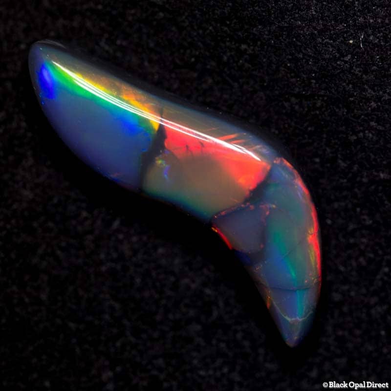 5.83ct black opal2