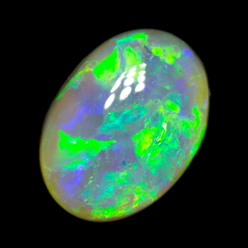 6.32 ct crystal opal 14.4x10.5x6.7mm