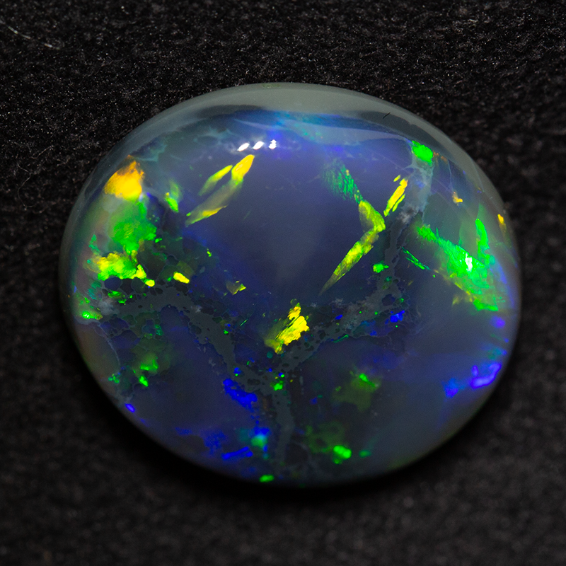 6.44 ct black opal 14.8x13.2x4.5mm