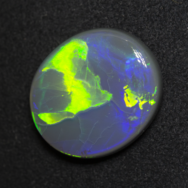 6.60 ct black opal 15.2x13.5x4.8mm