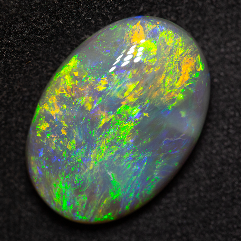 7.02 ct dark opal 17.6x12.5x5mm