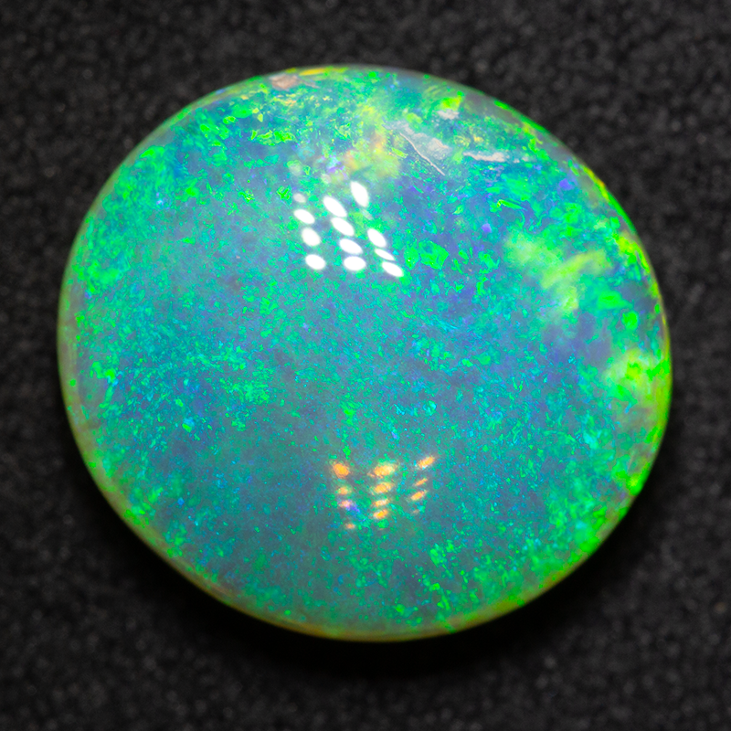 7.75 ct double-sided crystal opal 14.2x13.1x6.7mm