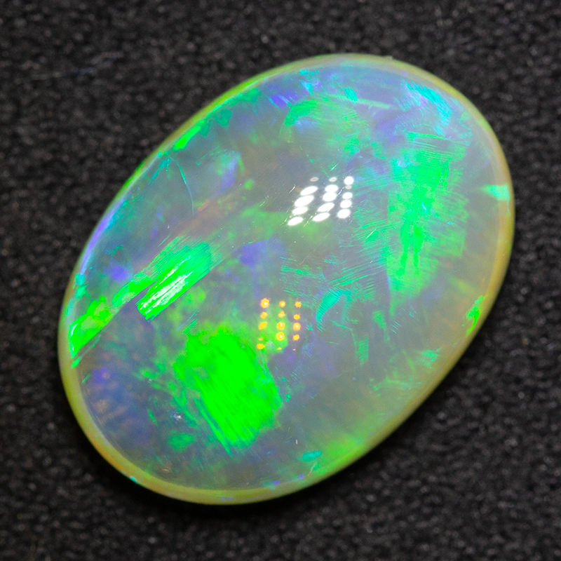 8.09 ct crystal opal 16.4x11.8x6.9mm