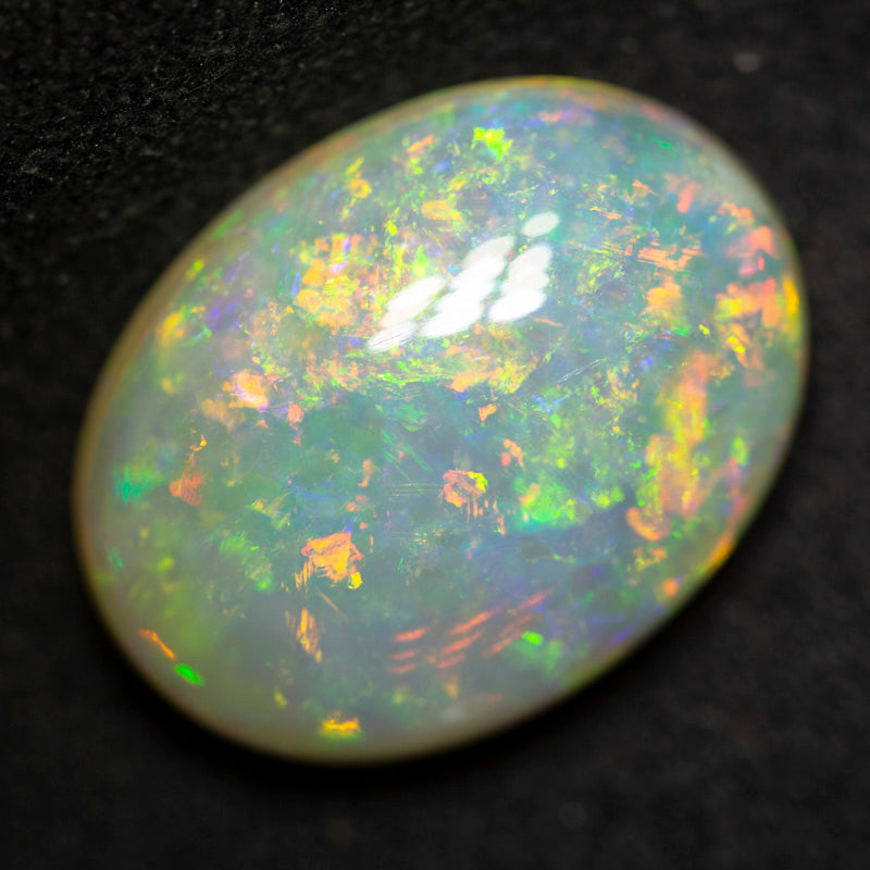 8.39 ct crystal opal 17x12.9x6mm