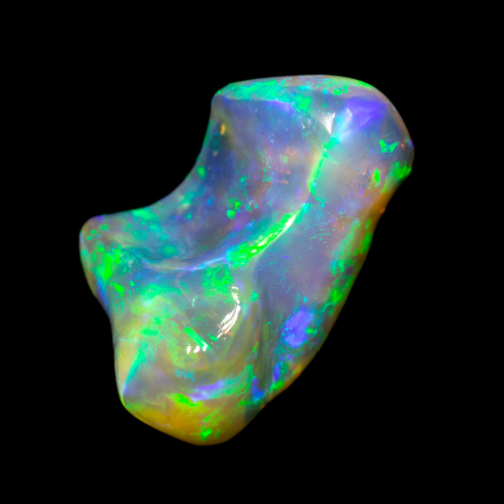 8.73 ct crystal opal carving 17.8x10.1x10.9mm