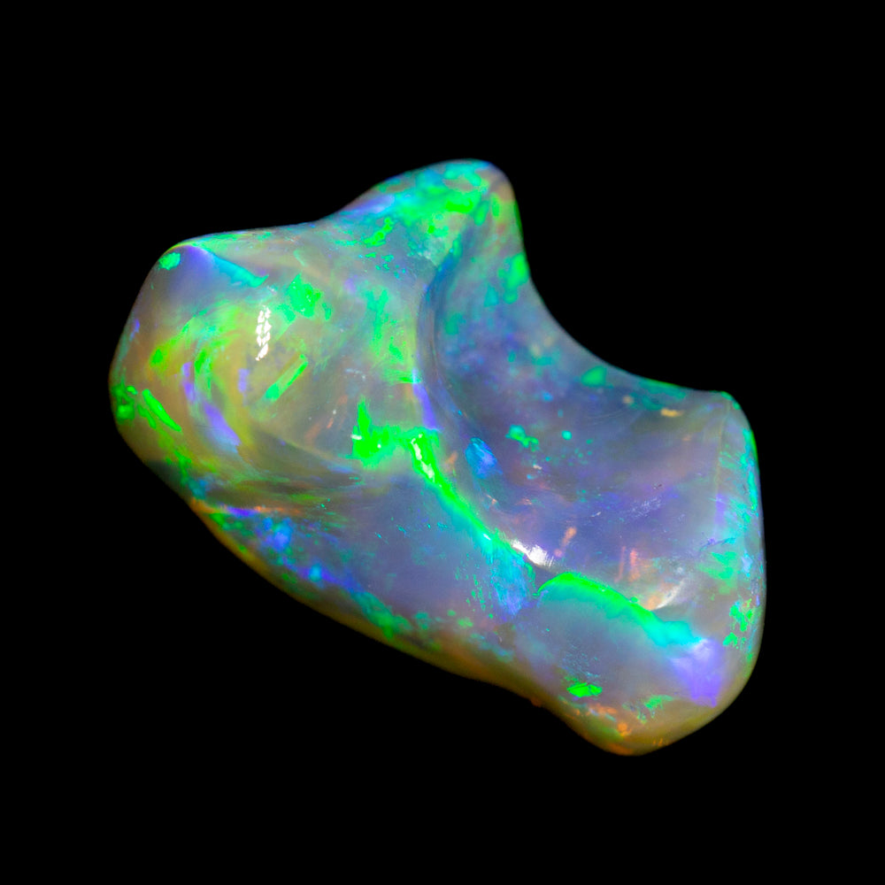 8.73 ct crystal opal carving 17.8x10.1x10.9mm