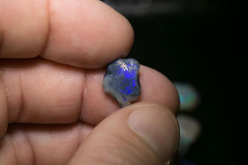 91 ct rough opal parcel for intermediate to advanced 32 pc