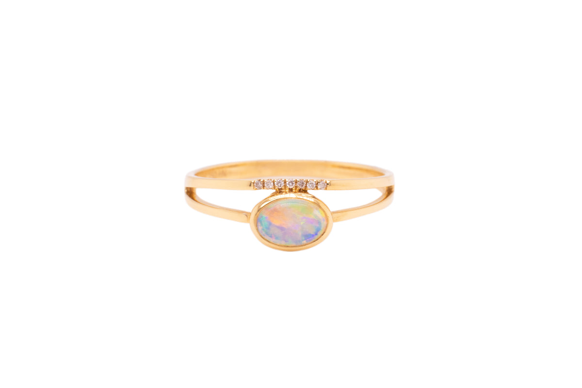 Josie — 18kt Yellow Gold 0.25 ct Crystal Opal Diamond Ring