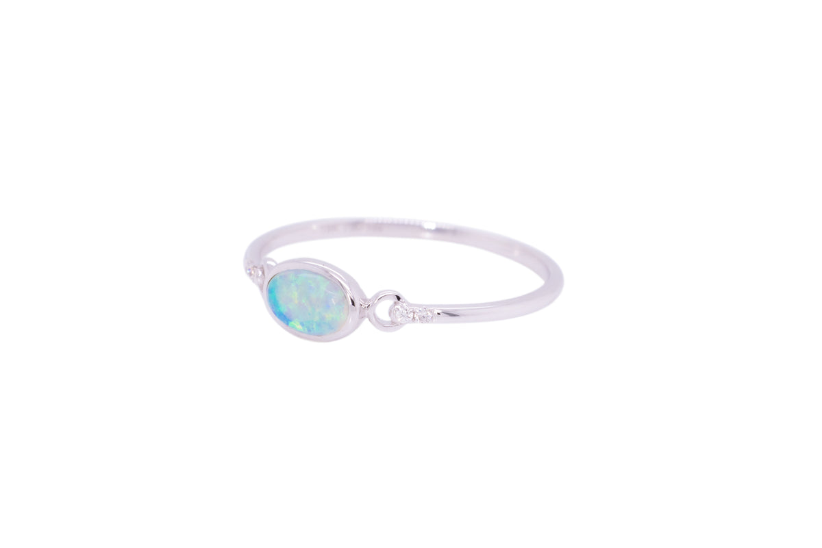 Nina — 18kt White Gold 0.30 ct Crystal Opal Diamond Ring