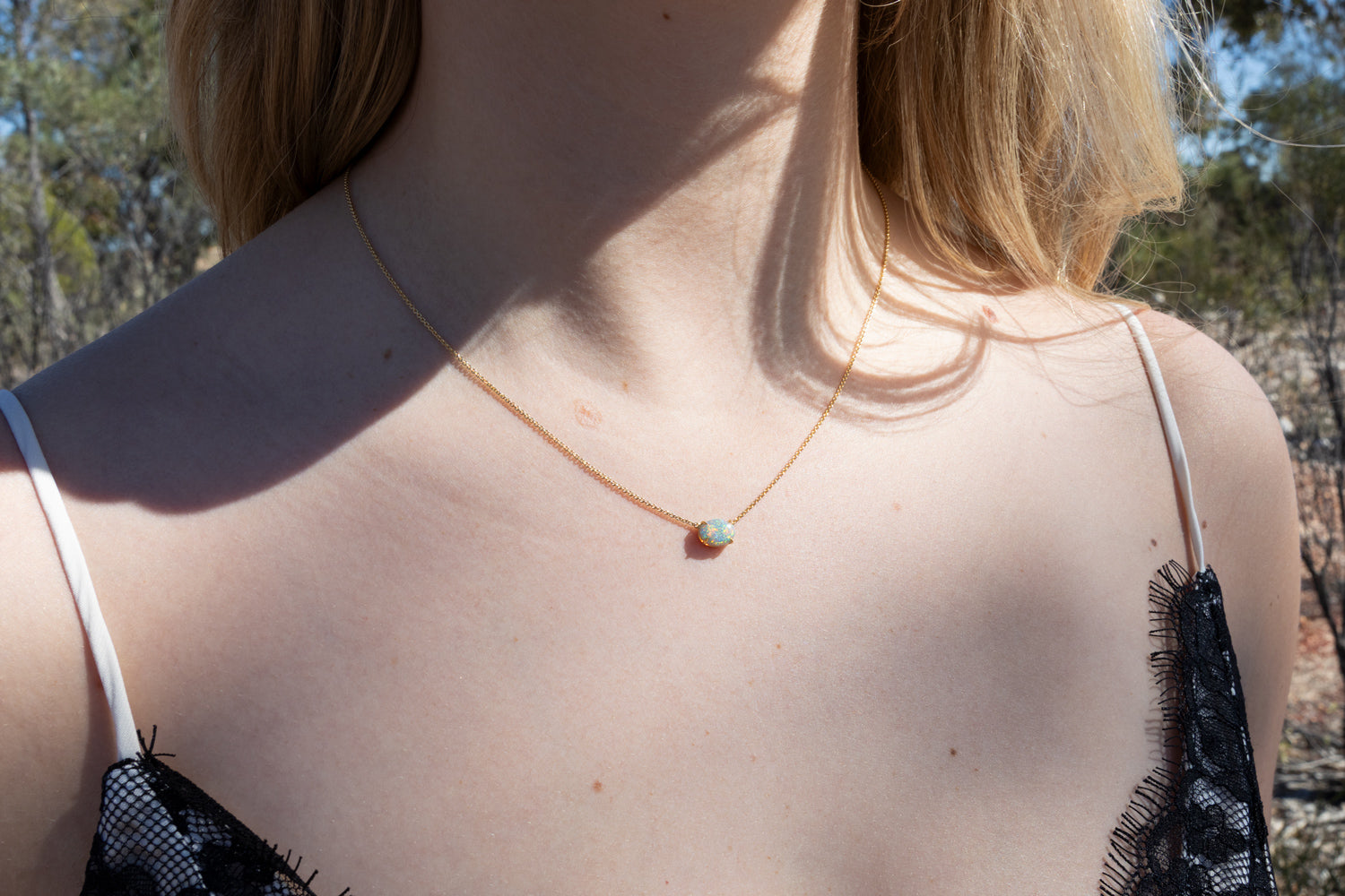 Ruthie — 18kt Yellow Gold 1.12 ct White Opal Necklace
