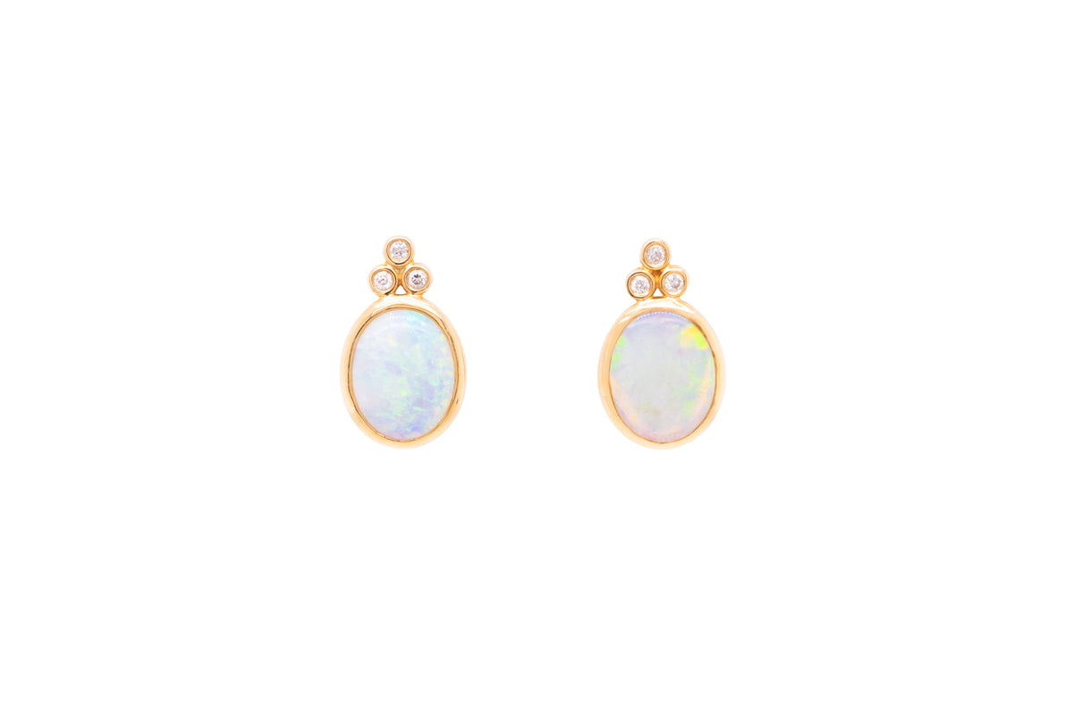 Sofia — 18kt Yellow Gold 2.20 ct Crystal Opal Diamond Stud Earrings