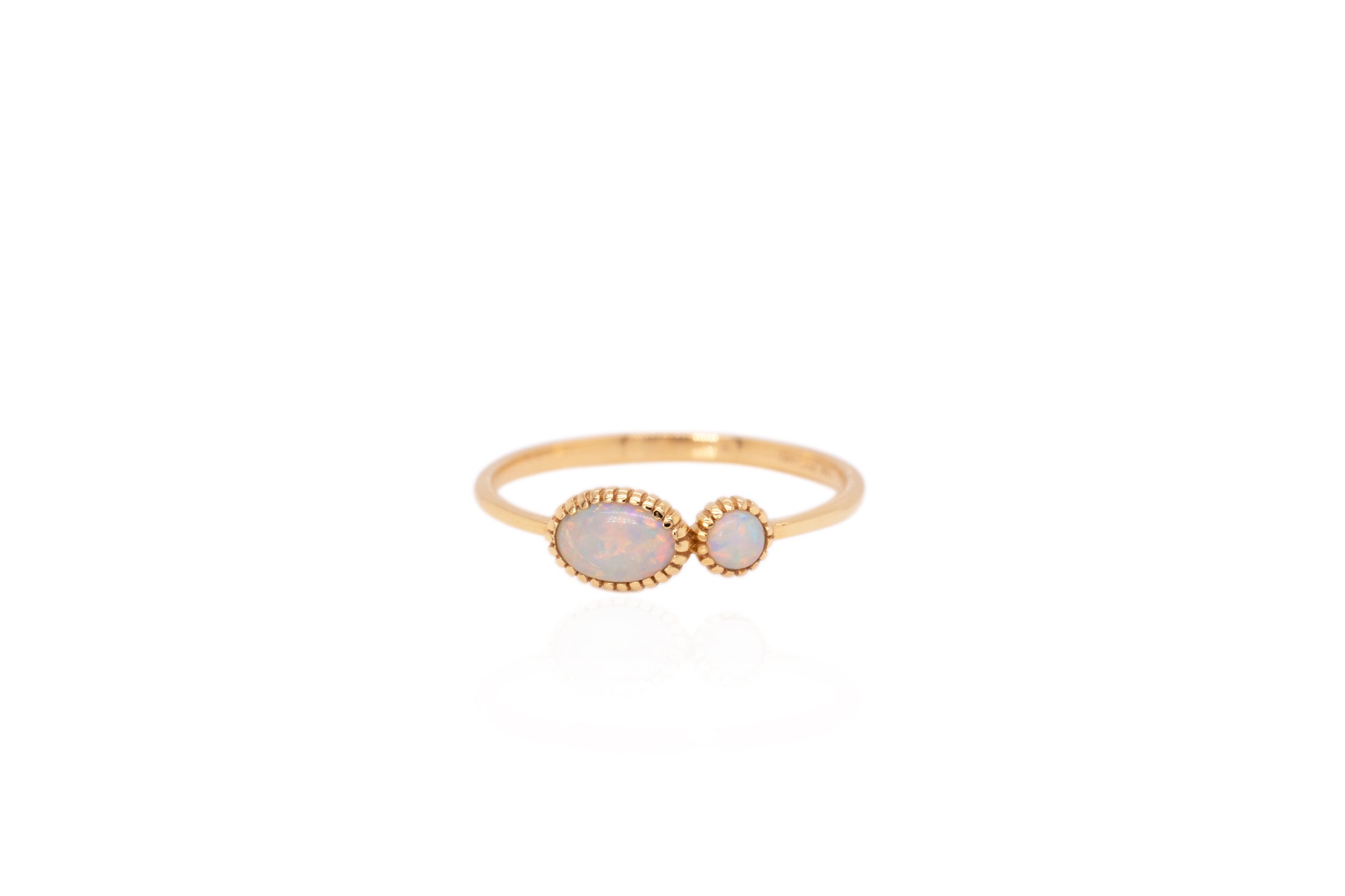 Soleil — 18kt Yellow Gold 0.40 ct Crystal Opal Ring