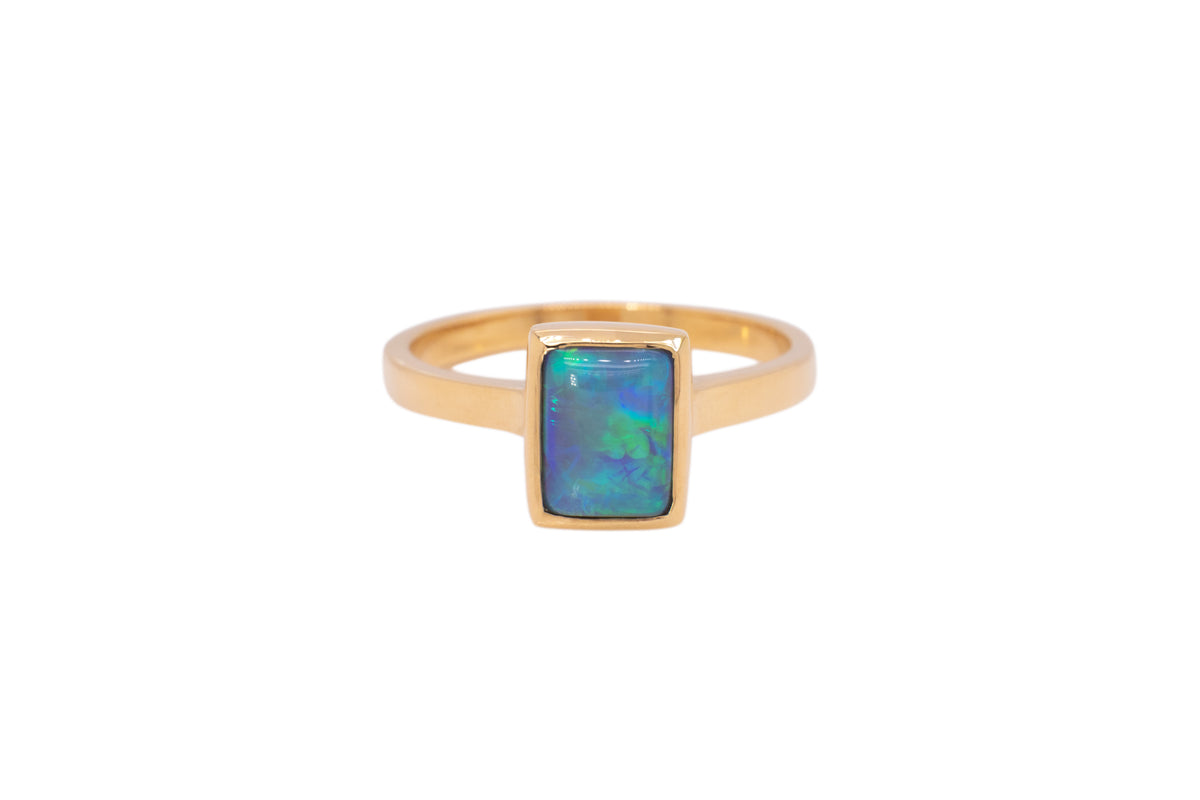 18kt Yellow Gold 1.44 ct Dark Opal Ring