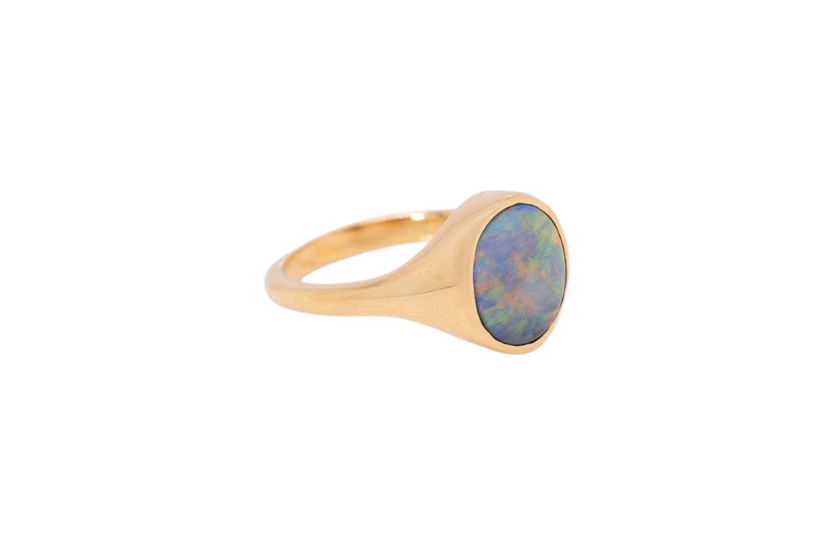 Valentina — 18kt Yellow Gold 2.89 ct Dark Opal Ring